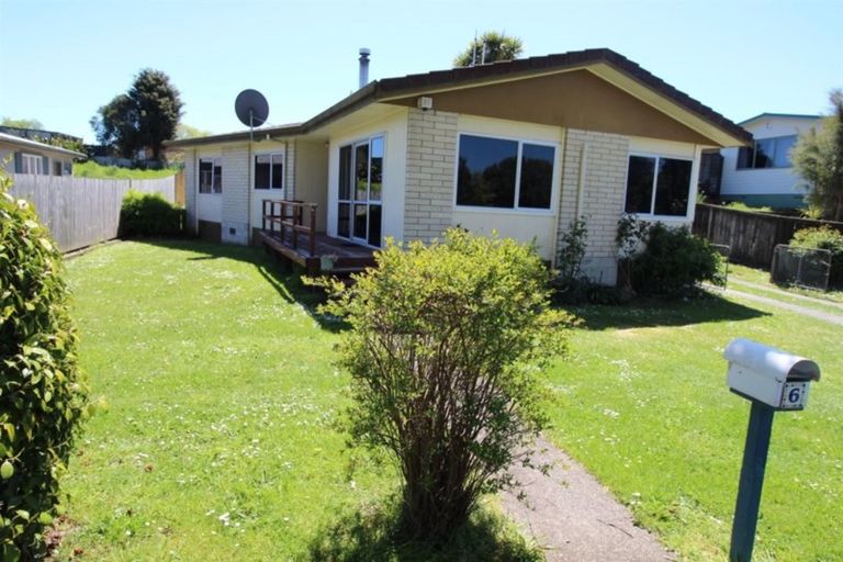 Photo of property in 6 Baird Road, Tokoroa, 3420