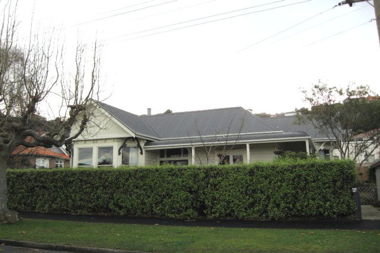 Photo of property in 14 Valpy Street, Saint Clair, Dunedin, 9012