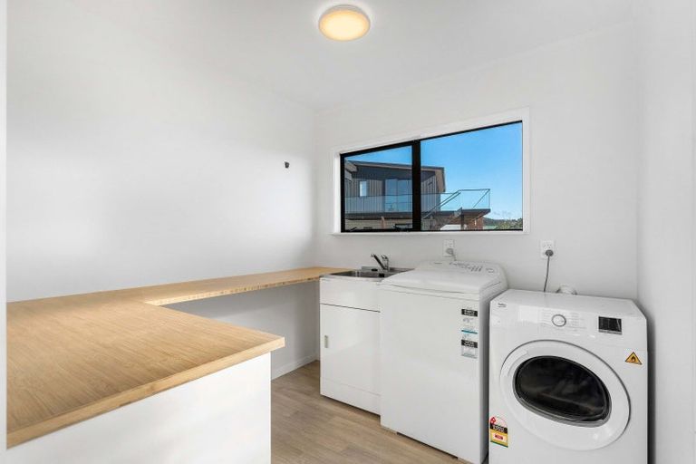 Photo of property in 150 Tirohanga Drive, Whangamata, 3620