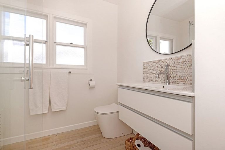 Photo of property in 82 Atkinson Street, Mangapapa, Gisborne, 4010