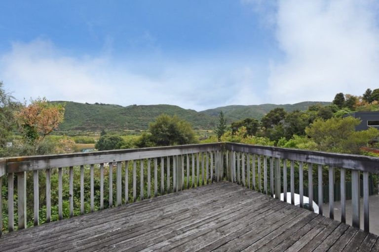 Photo of property in 198a Eastern Hutt Road, Taita, Lower Hutt, 5019