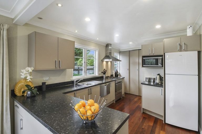 Photo of property in 75 Guy Avenue, Takaro, Palmerston North, 4410