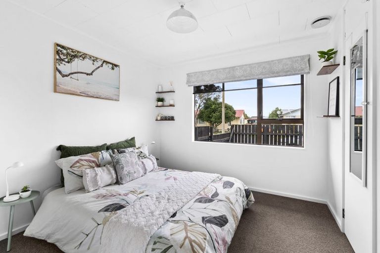 Photo of property in 16 Lanark Crescent, Tamatea, Napier, 4112