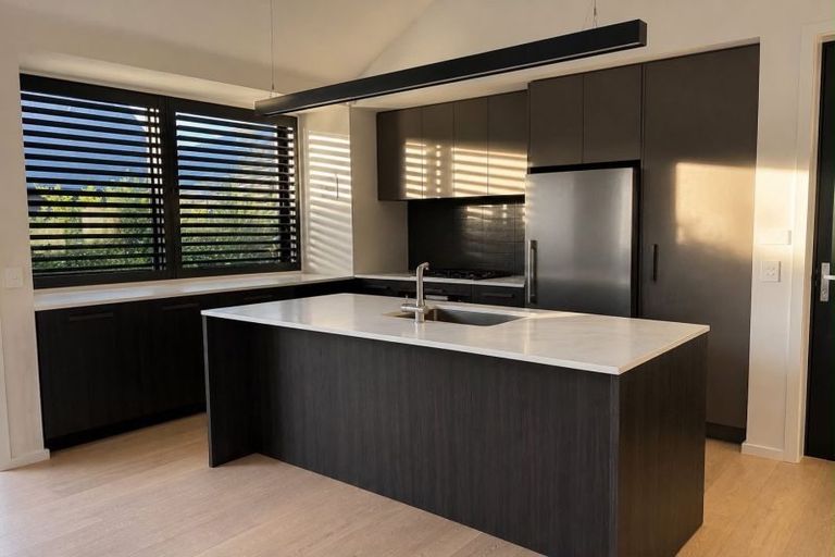 Photo of property in 6 Kokako Lane, Jacks Point, Queenstown, 9371