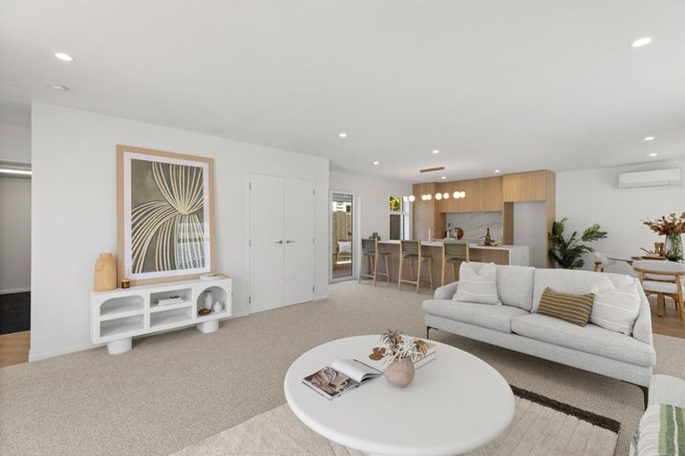 Photo of property in 1/92 Holly Road, St Albans, Christchurch, 8014