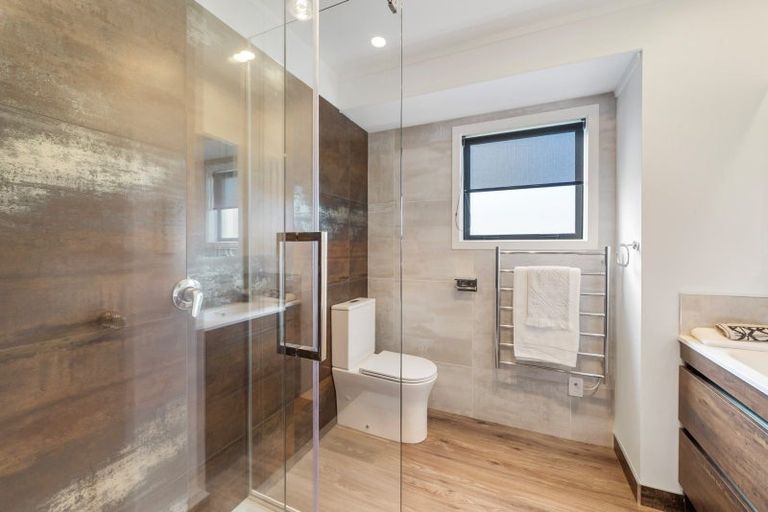 Photo of property in 19 Lyn Grove, Papamoa Beach, Papamoa, 3118