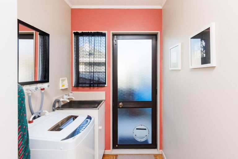 Photo of property in 334a Featherston Street, Palmerston North, 4414