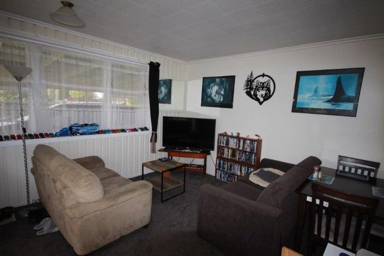 Photo of property in 75 Robinson Avenue, Holdens Bay, Rotorua, 3010