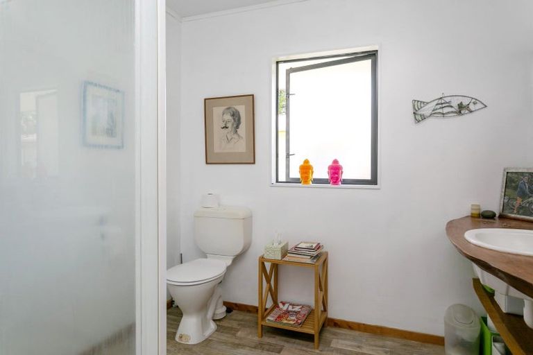 Photo of property in 193 Te Rangitautahanga Road, Turangi, 3334