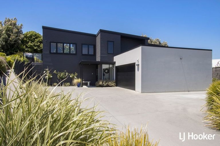 Photo of property in 17 Ralph Lane, Waihi Beach, 3611