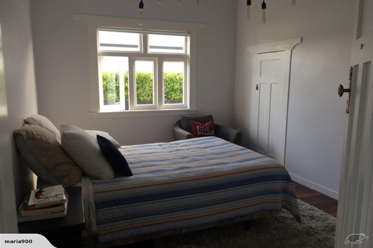 Photo of property in 130 Calliope Road, Stanley Point, Auckland, 0624