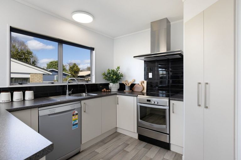 Photo of property in 10b Charles Street, Bellevue, Tauranga, 3110