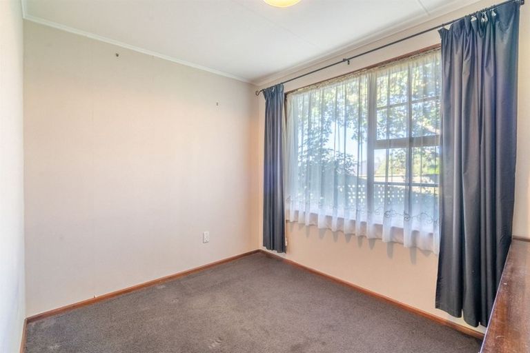 Photo of property in 25 Milford Street, Heidelberg, Invercargill, 9812