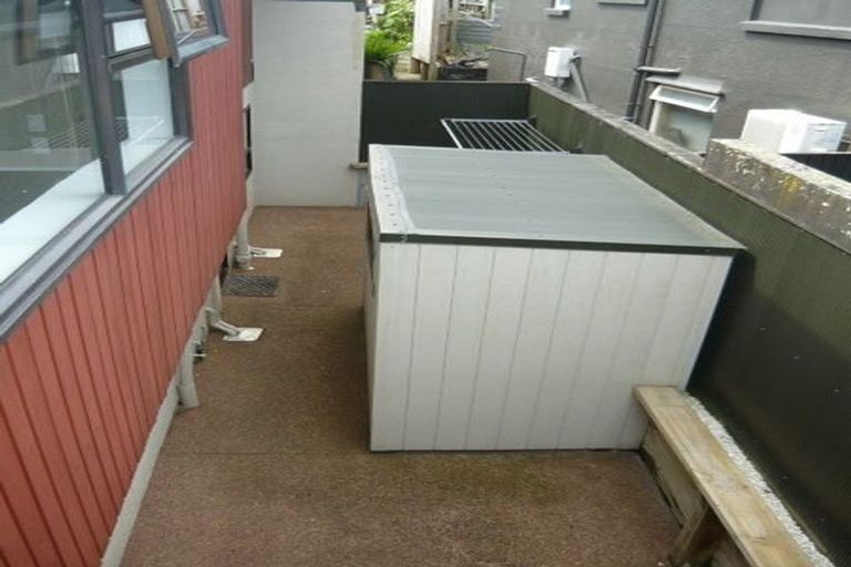 Photo of property in 1/39 Killarney Avenue, Torbay, Auckland, 0630