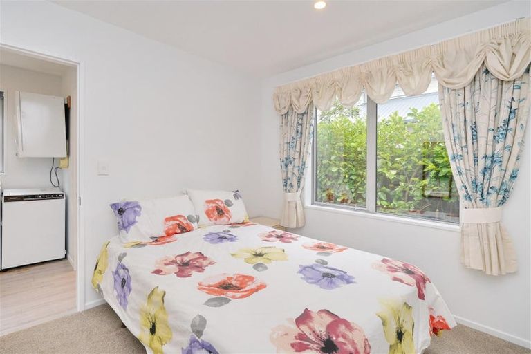 Photo of property in 63 Landsdowne Terrace, Cashmere, Christchurch, 8022