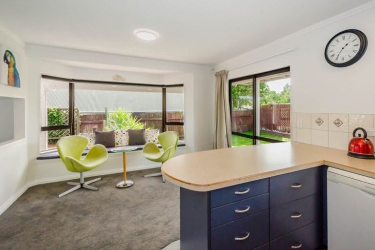 Photo of property in 69 Mazengarb Road, Paraparaumu Beach, Paraparaumu, 5032