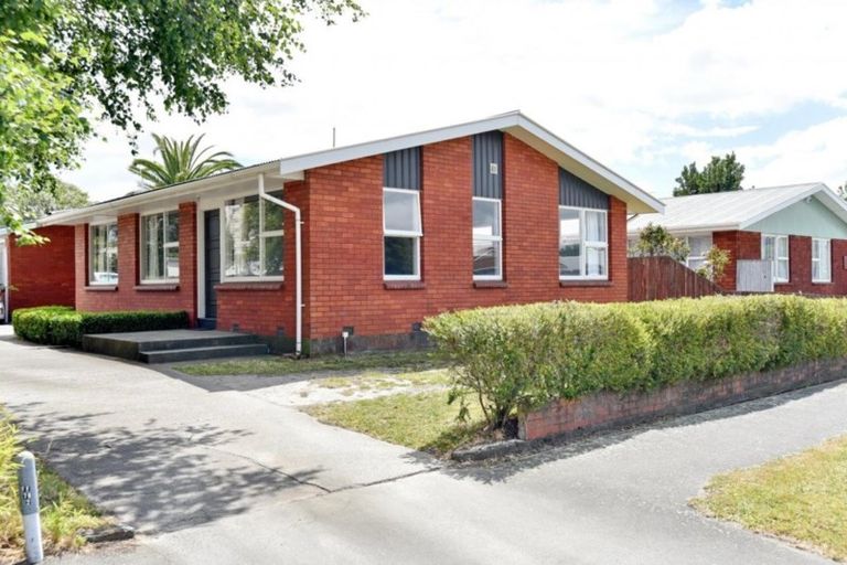 Photo of property in 1/8 Nanette Street, Upper Riccarton, Christchurch, 8041