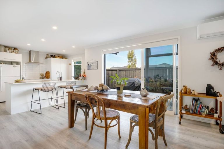 Photo of property in 12 Fontana Street, Papamoa, 3118