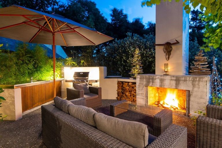 Photo of property in 124 Puketitiri Road, Poraiti, Napier, 4182