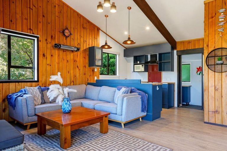 Photo of property in 5b Kingfisher Road, Takamatua, 7581