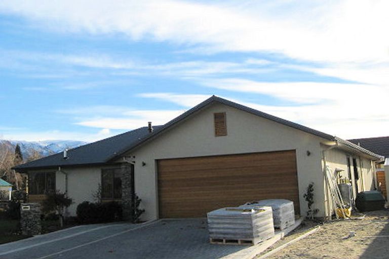 Photo of property in 117 Neplusultra Street, Cromwell, 9310