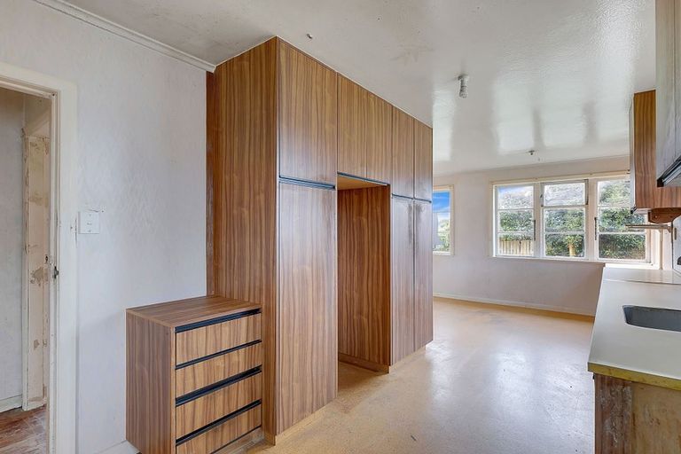 Photo of property in 2 Chew Place, Ranui, Porirua, 5024