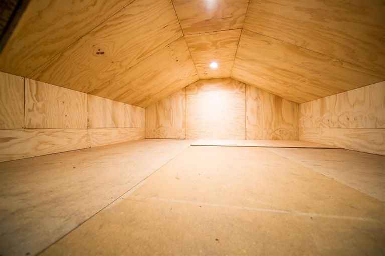 Photo of property in 1 Dingle Street, Lake Hawea, 9382