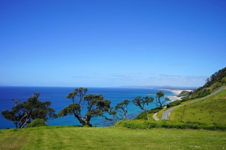 Photo of property in 28 Tuaraki Road, Mangawhai Heads, Mangawhai, 0573