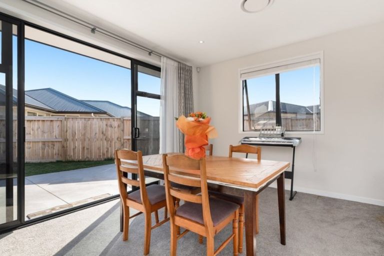 Photo of property in 51 Kahuparere Crescent, Pyes Pa, Tauranga, 3112