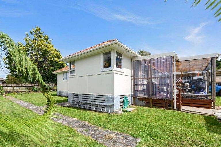 Photo of property in 35 Park Road, Western Heights, Rotorua, 3015
