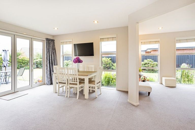 Photo of property in 86 Hoffman Court, Waikiwi, Invercargill, 9810