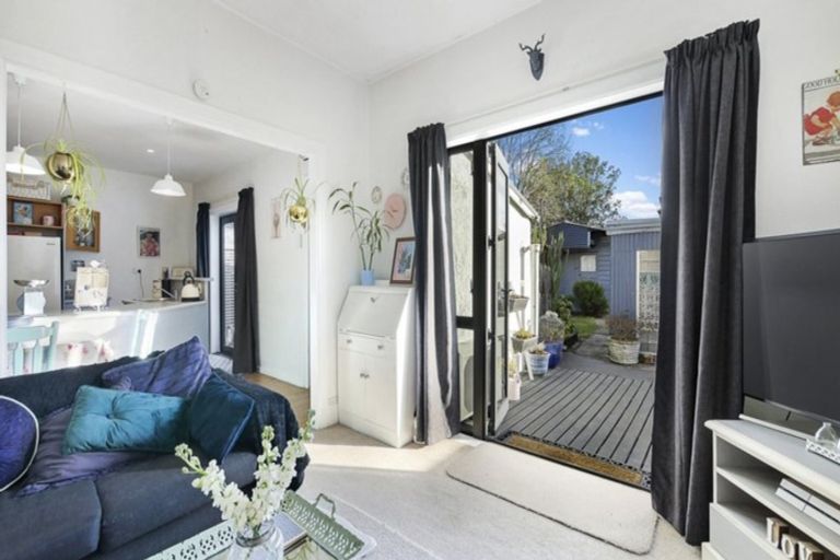 Photo of property in 9 Albemarle Street, Sydenham, Christchurch, 8023