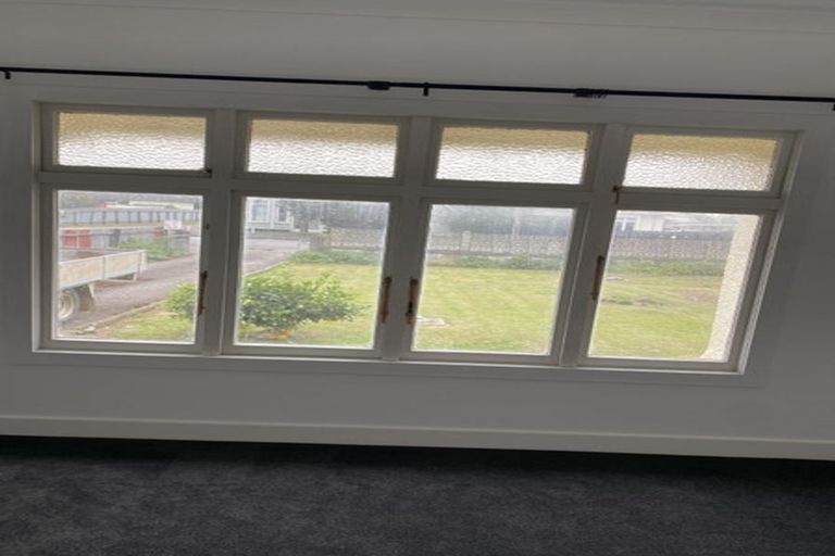 Photo of property in 20 Swinburn Street, Dannevirke, 4930