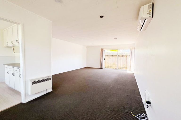 Photo of property in 59 Casuarina Road, Half Moon Bay, Auckland, 2012