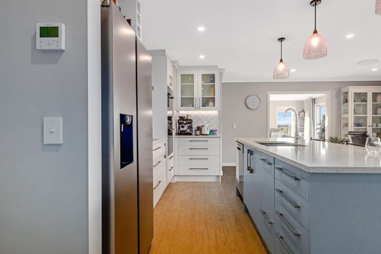 Photo of property in 45 Ken Douglas Drive, Aotea, Porirua, 5024