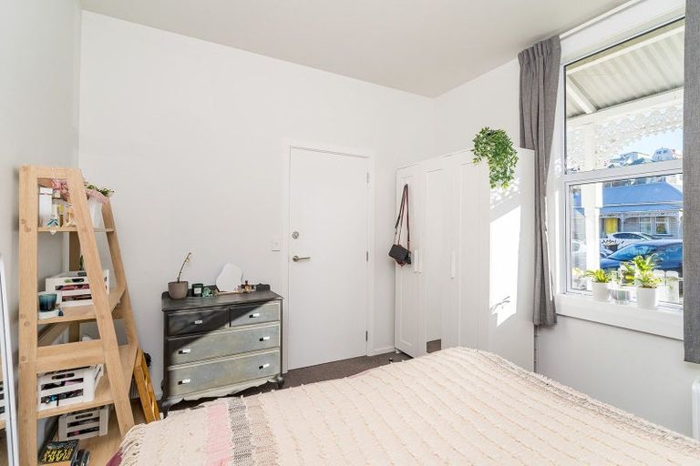 Photo of property in 113 Harbour Terrace, North Dunedin, Dunedin, 9016