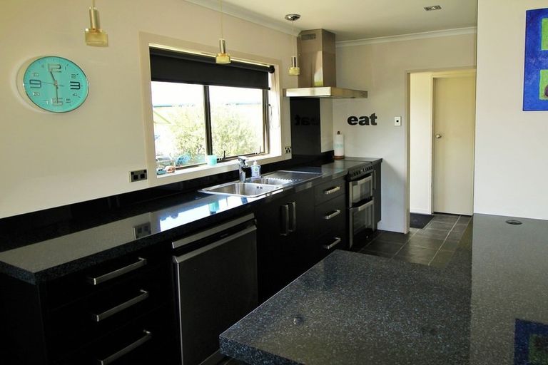 Photo of property in 5 Whiterocks Road, Weston, Oamaru, 9401