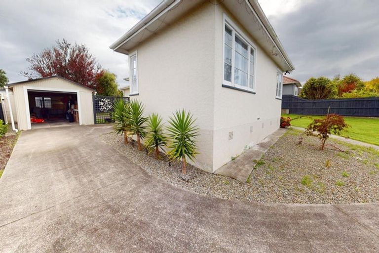 Photo of property in 11 Kipling Street, Roslyn, Palmerston North, 4414