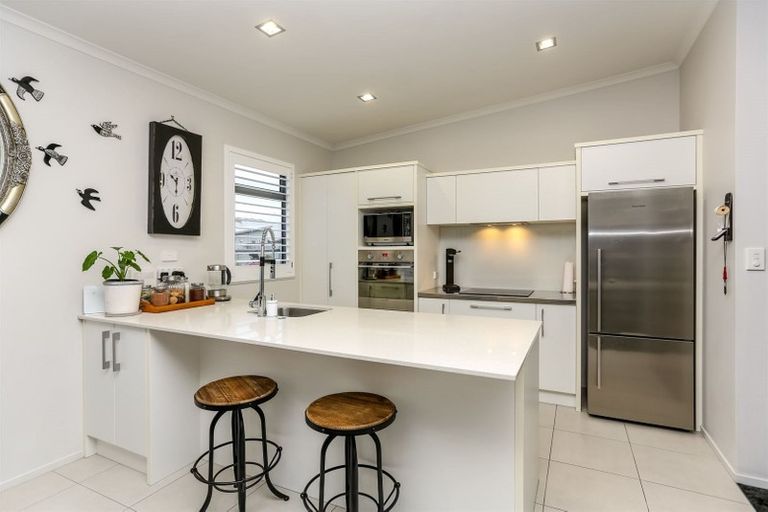 Photo of property in 16 Buller Street, New Plymouth, 4310
