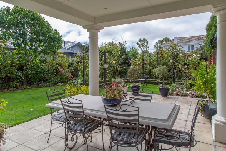 Photo of property in 17a Hamilton Avenue, Ilam, Christchurch, 8041