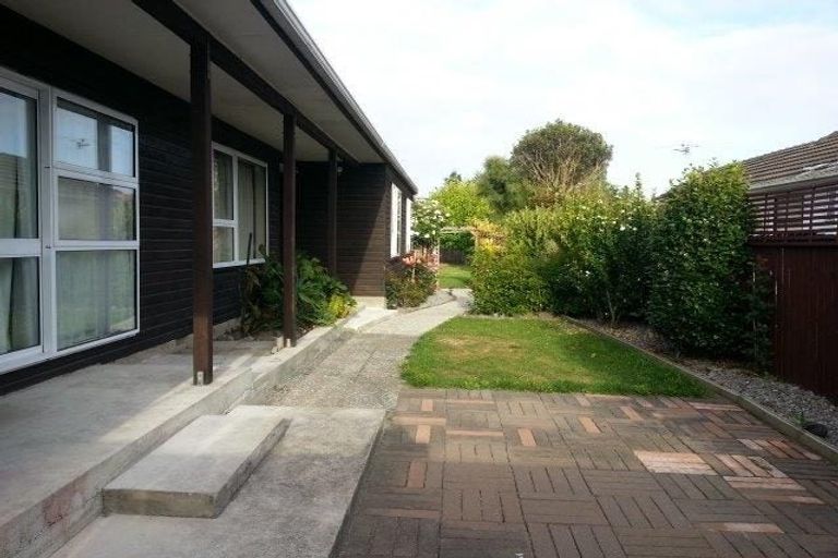 Photo of property in 201 Avonhead Road, Avonhead, Christchurch, 8042