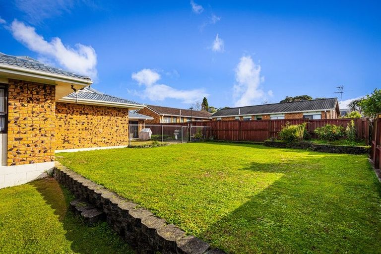 Photo of property in 4 Muscat Place, Henderson, Auckland, 0612