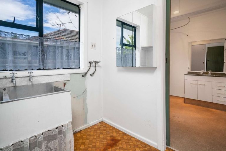 Photo of property in 14 Ardmore Place, Bishopdale, Christchurch, 8053