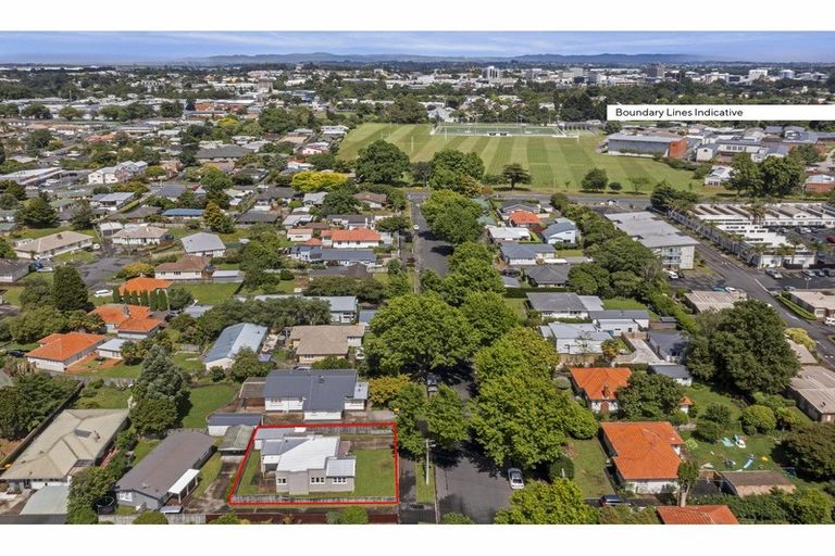 Photo of property in 16 Wilson Street, Hamilton East, Hamilton, 3216