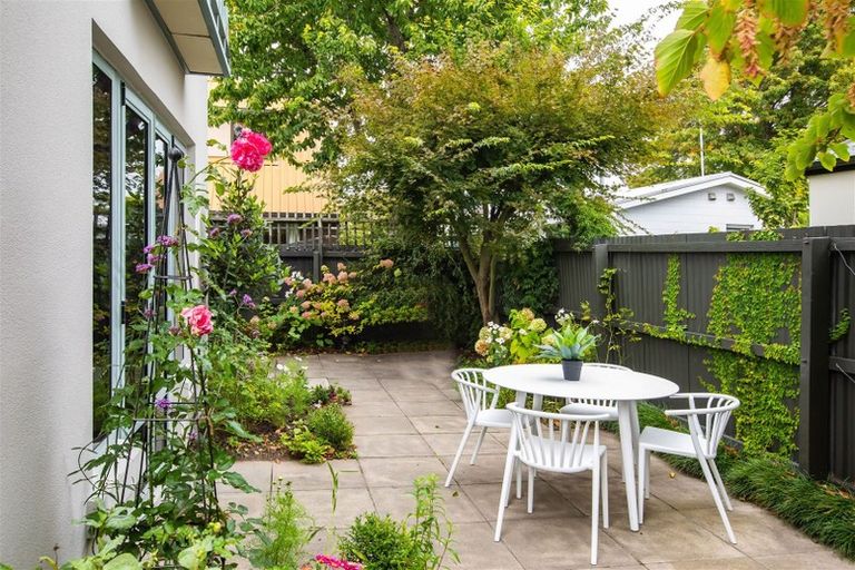 Photo of property in 35a Trafalgar Street, St Albans, Christchurch, 8014