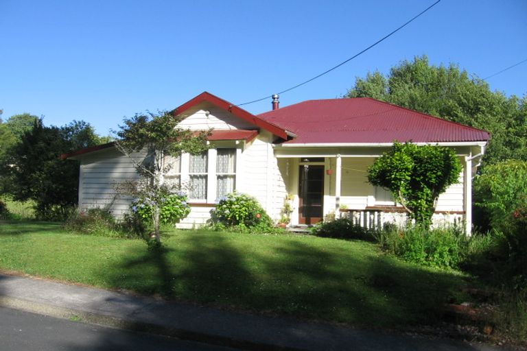Photo of property in 14 Mangarino Street, Te Kuiti, 3910