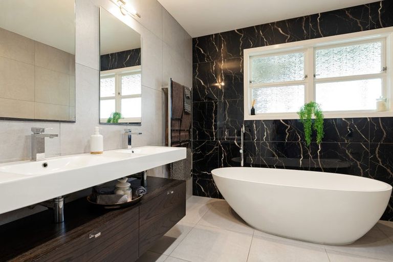 Photo of property in 362 River Road, Claudelands, Hamilton, 3214