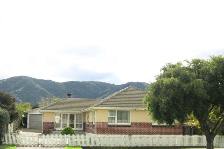Photo of property in 1095 Fergusson Drive, Clouston Park, Upper Hutt, 5018
