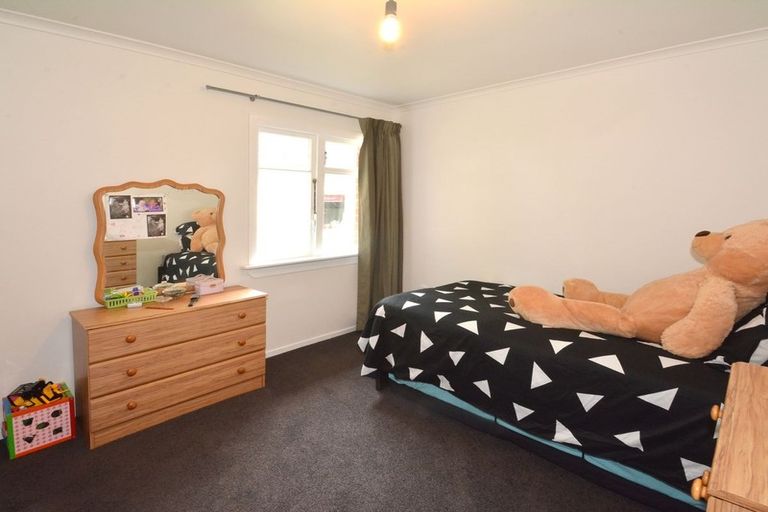 Photo of property in 59 Glen Road, Mornington, Dunedin, 9011