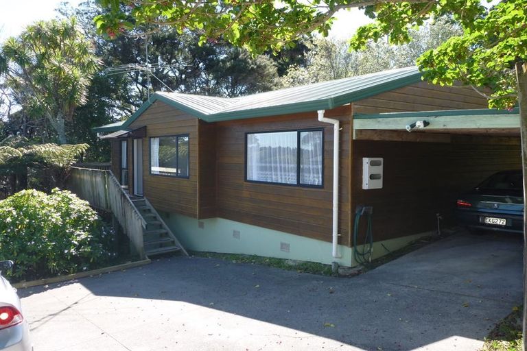 Photo of property in 1/15 Seaview Road, Glenfield, Auckland, 0629